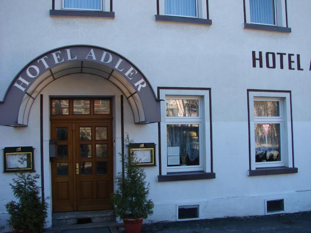 Hotel-Restaurant-Adler Reichenbach im Vogtland Exterior photo